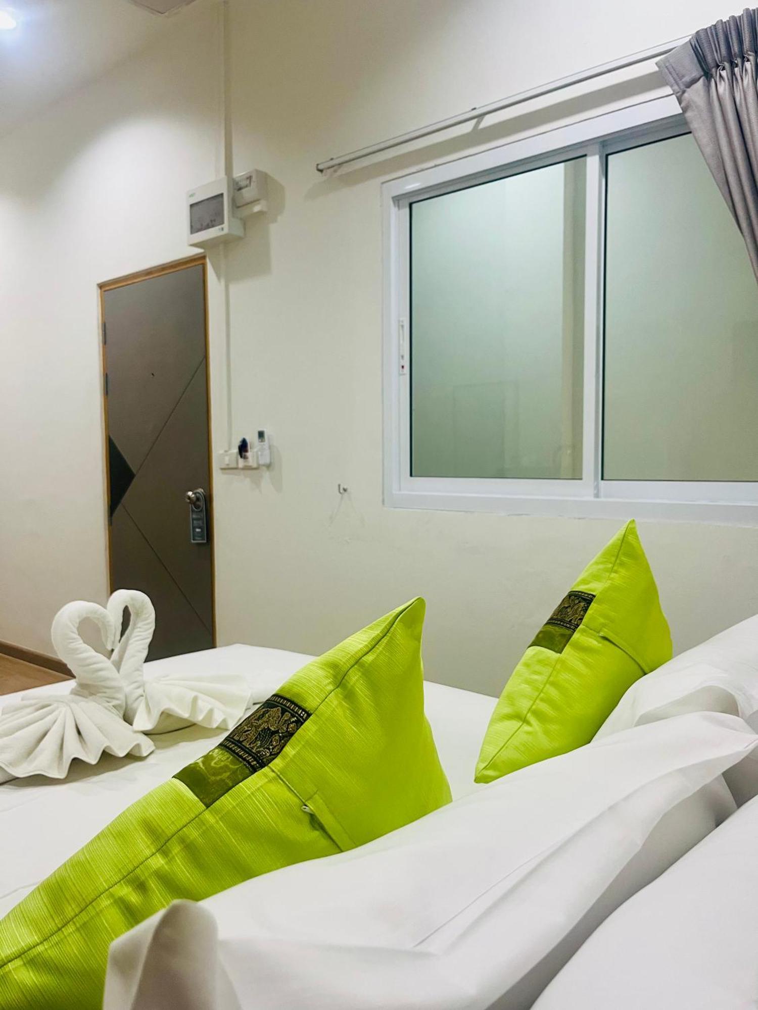 28 Boutique Hotel Patong Ngoại thất bức ảnh
