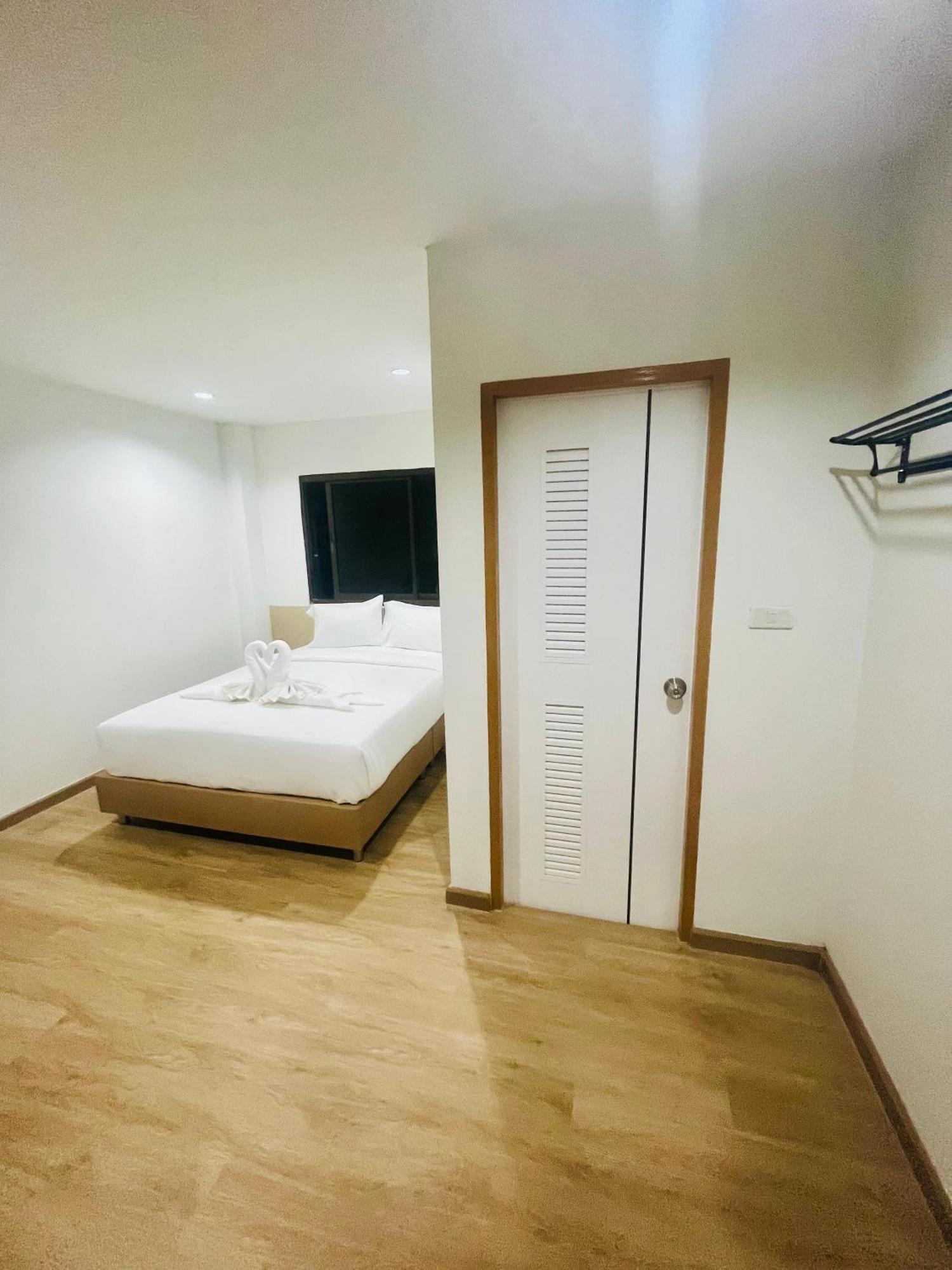28 Boutique Hotel Patong Ngoại thất bức ảnh